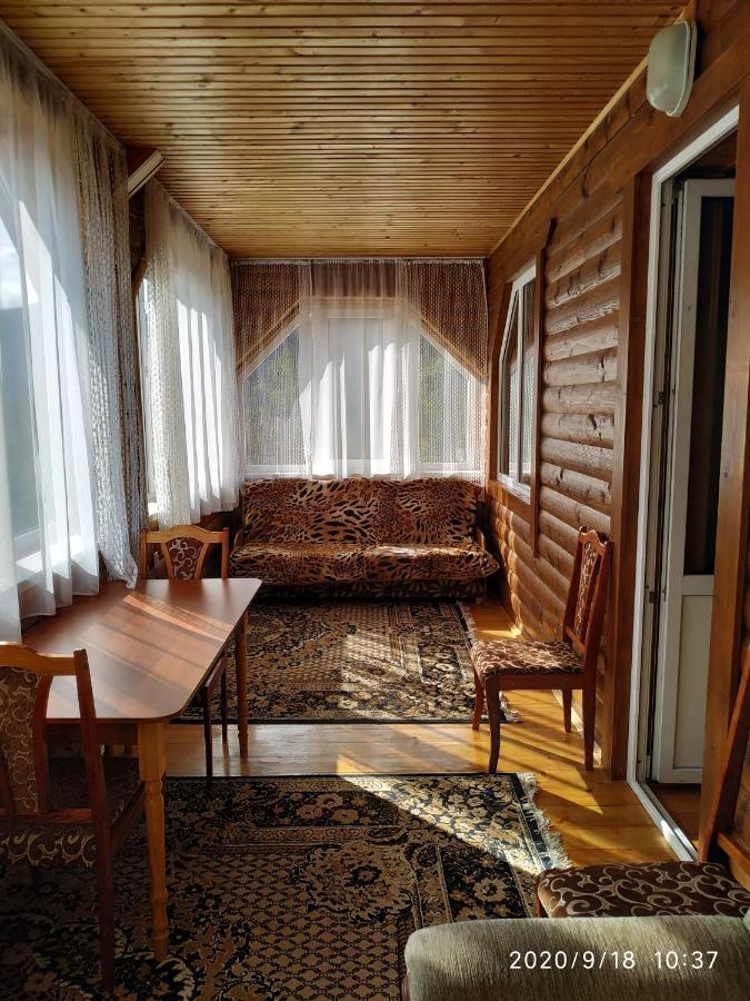 Котедж ,,Тік" Hotel Tatariv Kültér fotó