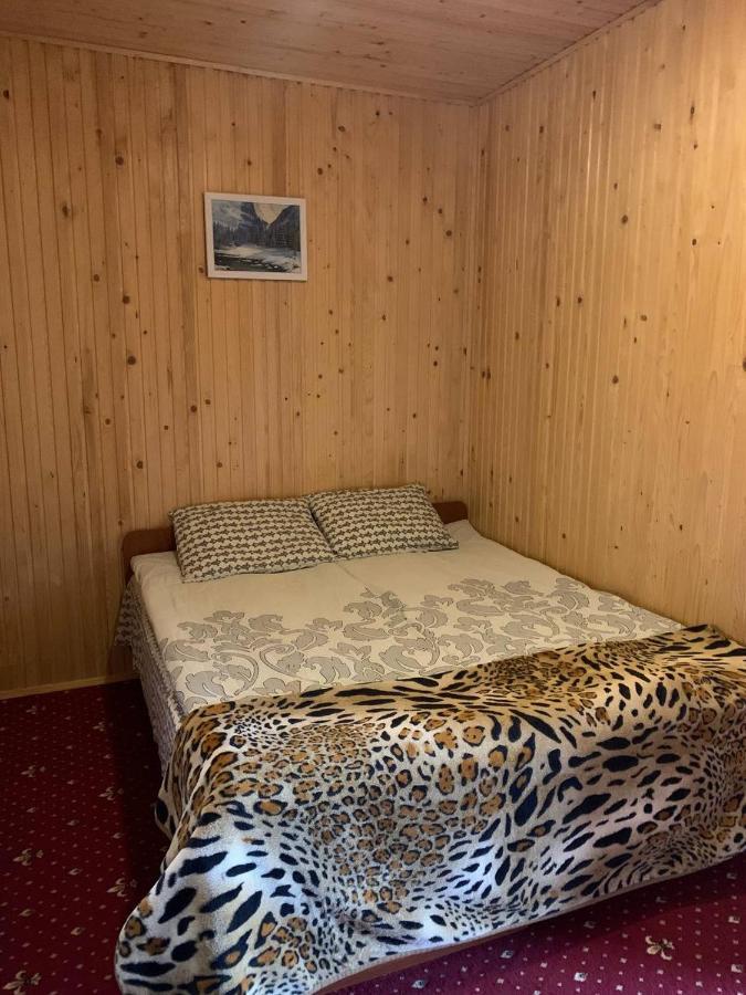 Котедж ,,Тік" Hotel Tatariv Kültér fotó