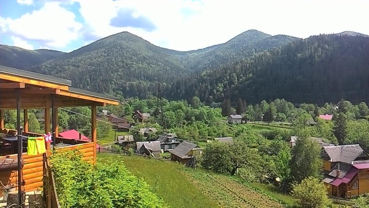 Котедж ,,Тік" Hotel Tatariv Kültér fotó