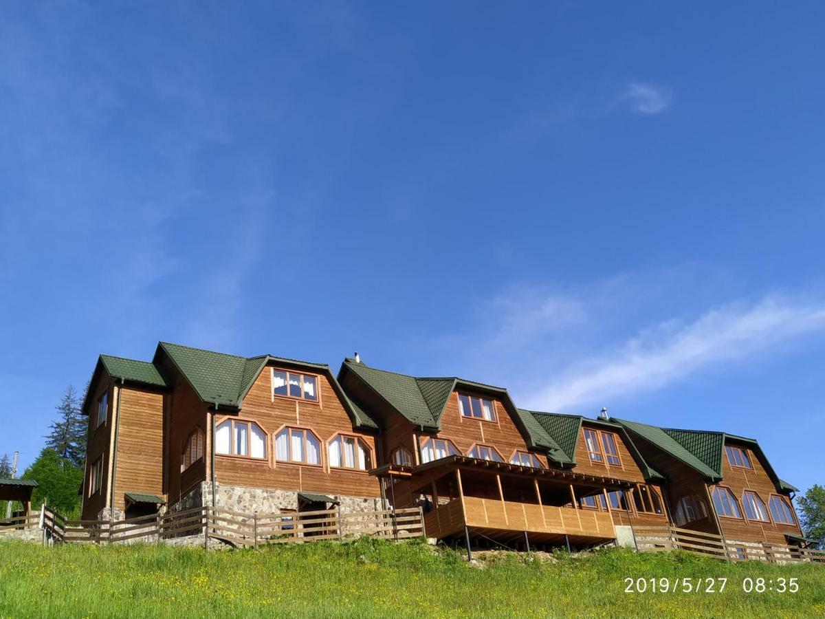 Котедж ,,Тік" Hotel Tatariv Kültér fotó